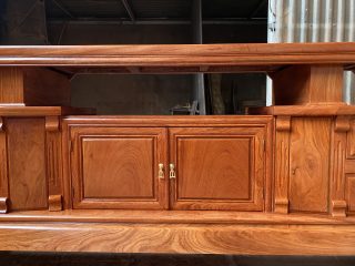 kệ tivi gỗ tự nhiên