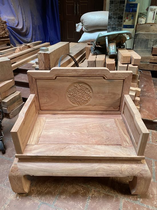 Bàn ghế quốc sắc thiên hương