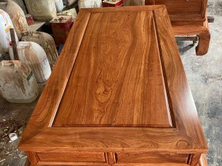 Bàn ghế quốc sắc thiên hương