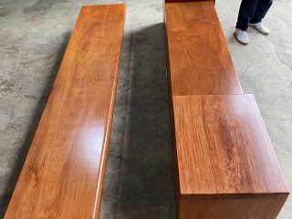 kệ tivi nguyên khối gỗ hương