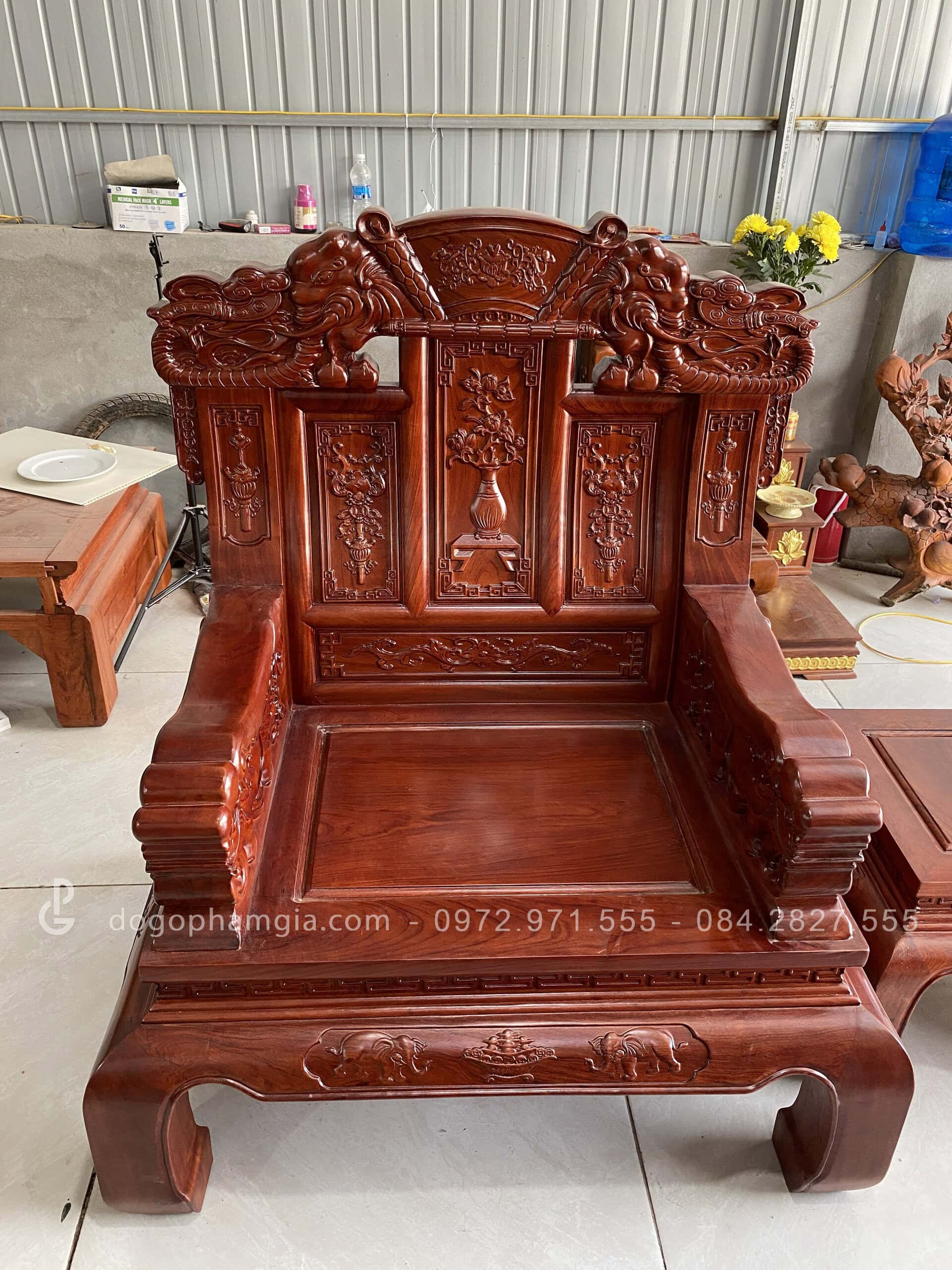 Bàn ghế Âu Á Kim tiền gỗ hương