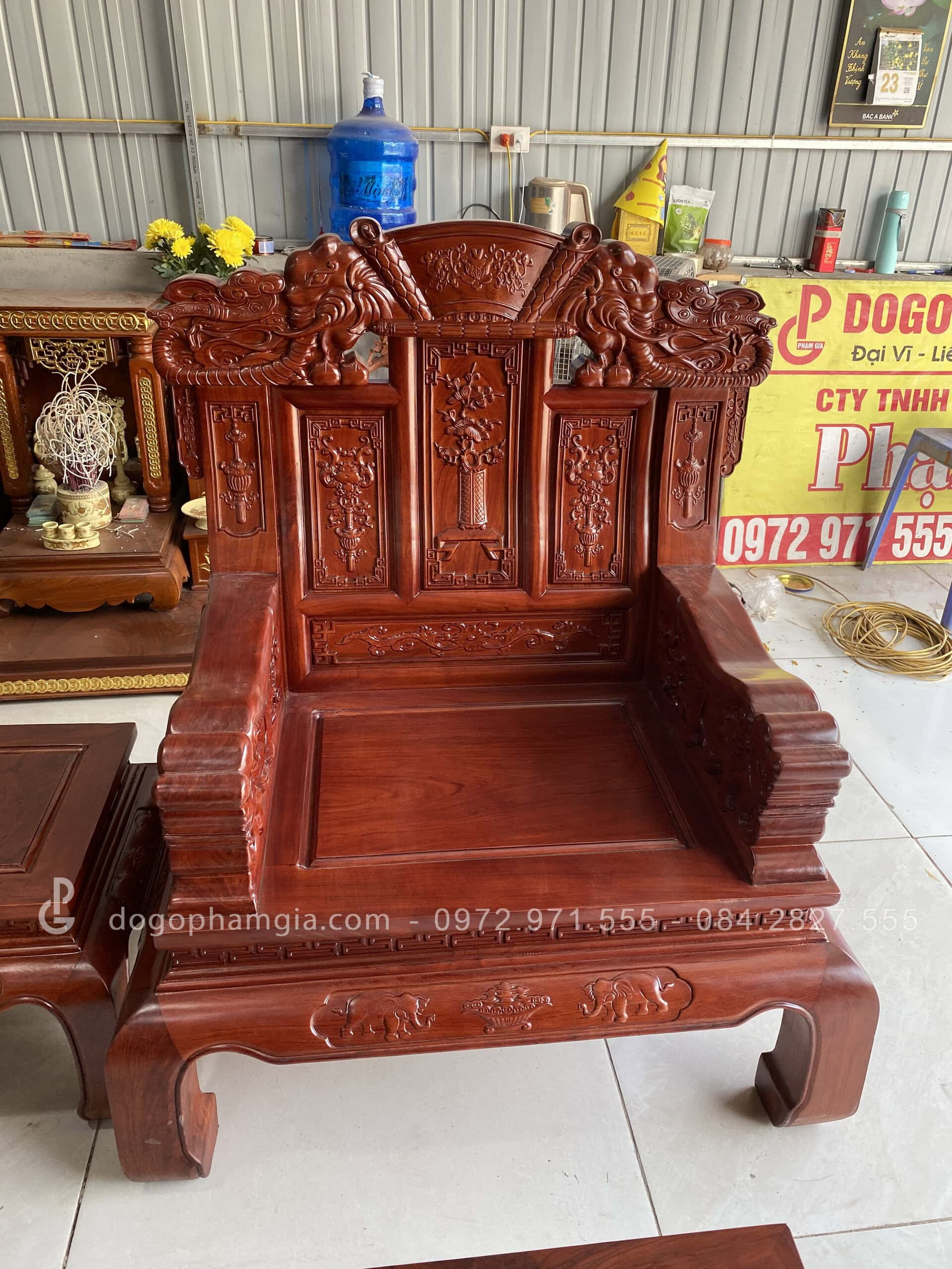 Bàn ghế Âu Á Kim tiền gỗ hương