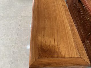 kệ tivi phẳng gỗ tự nhiên