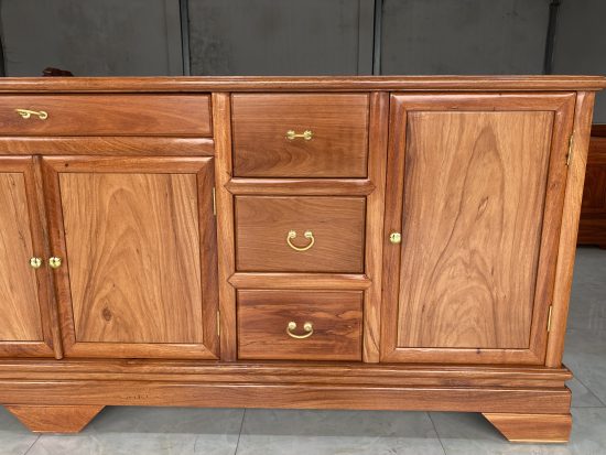 kệ tivi phẳng gỗ tự nhiên