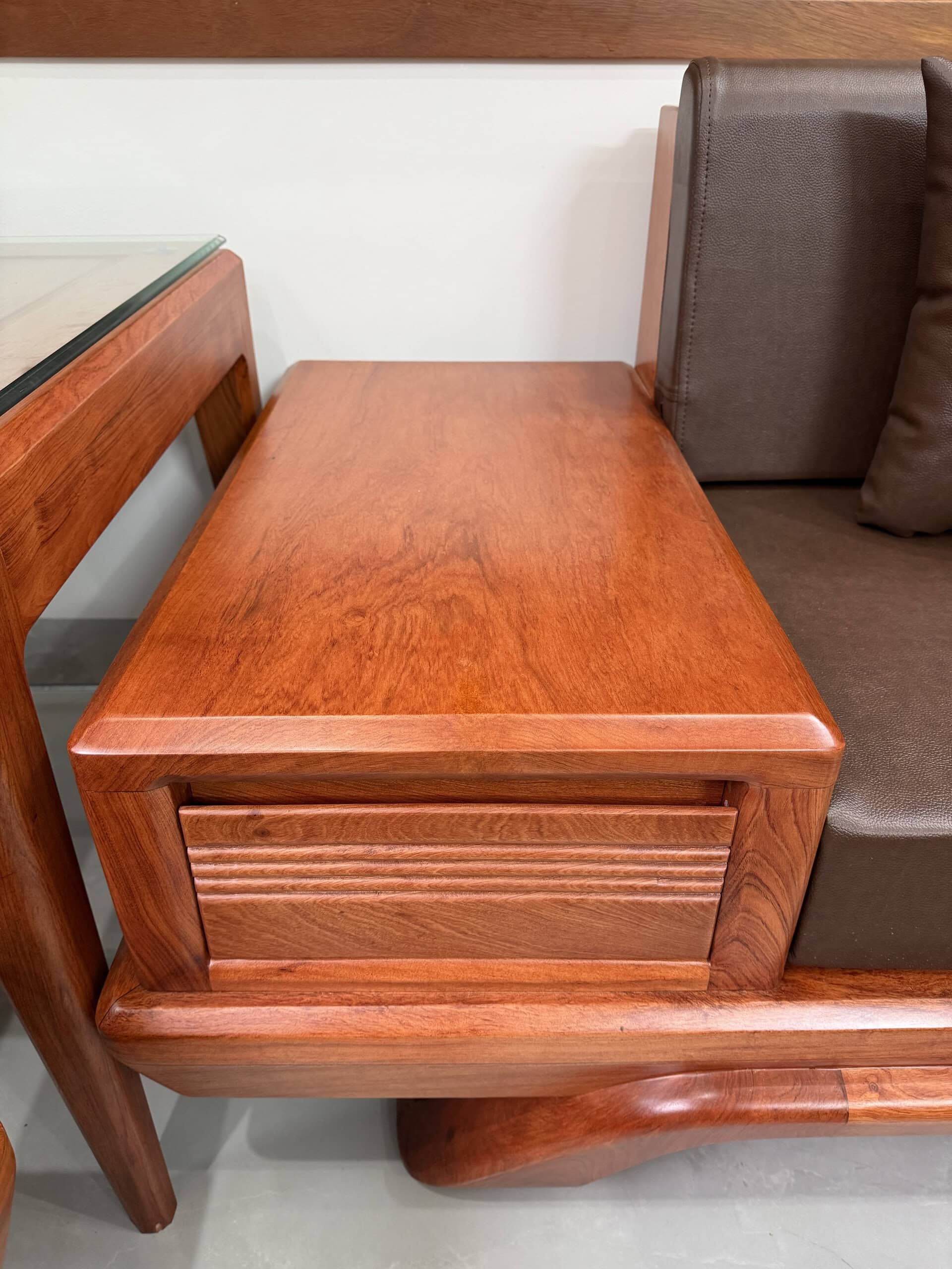 Bộ sofa Du thuyền gỗ hương