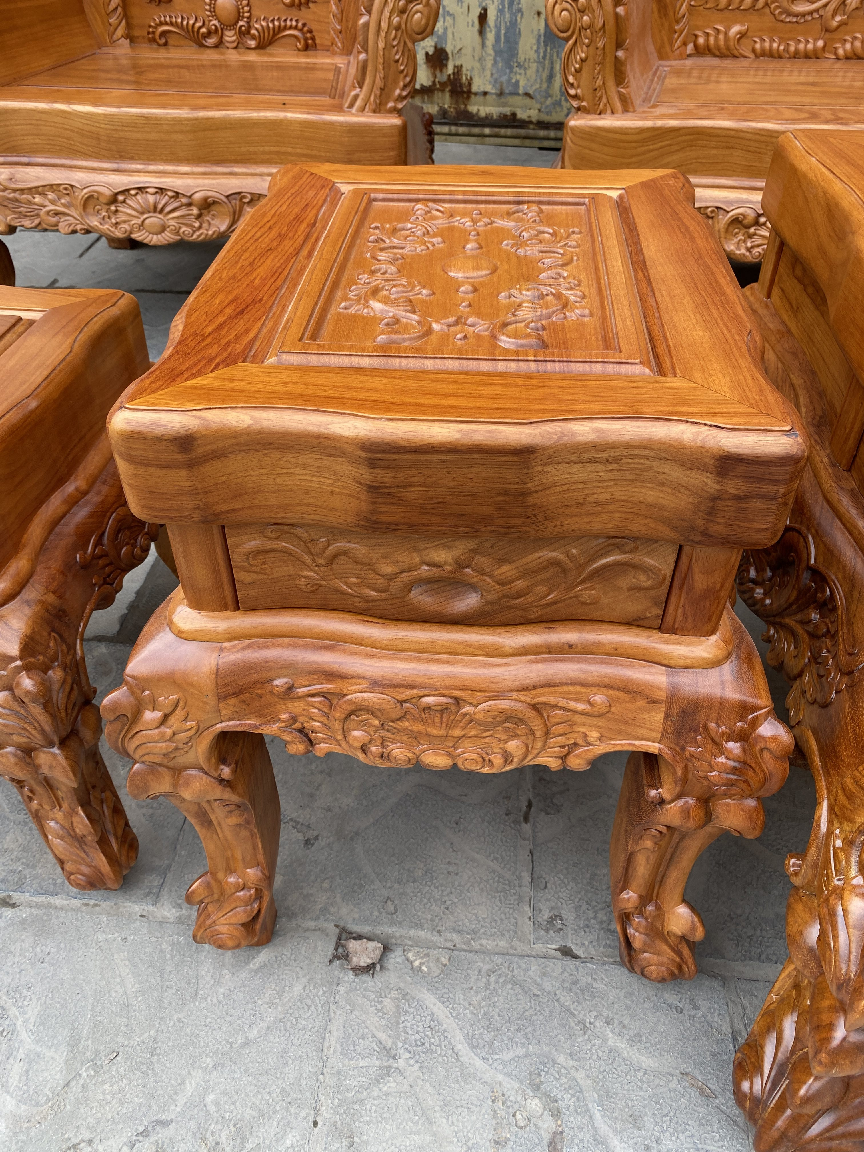 bàn ghế hoàng gia k10v2