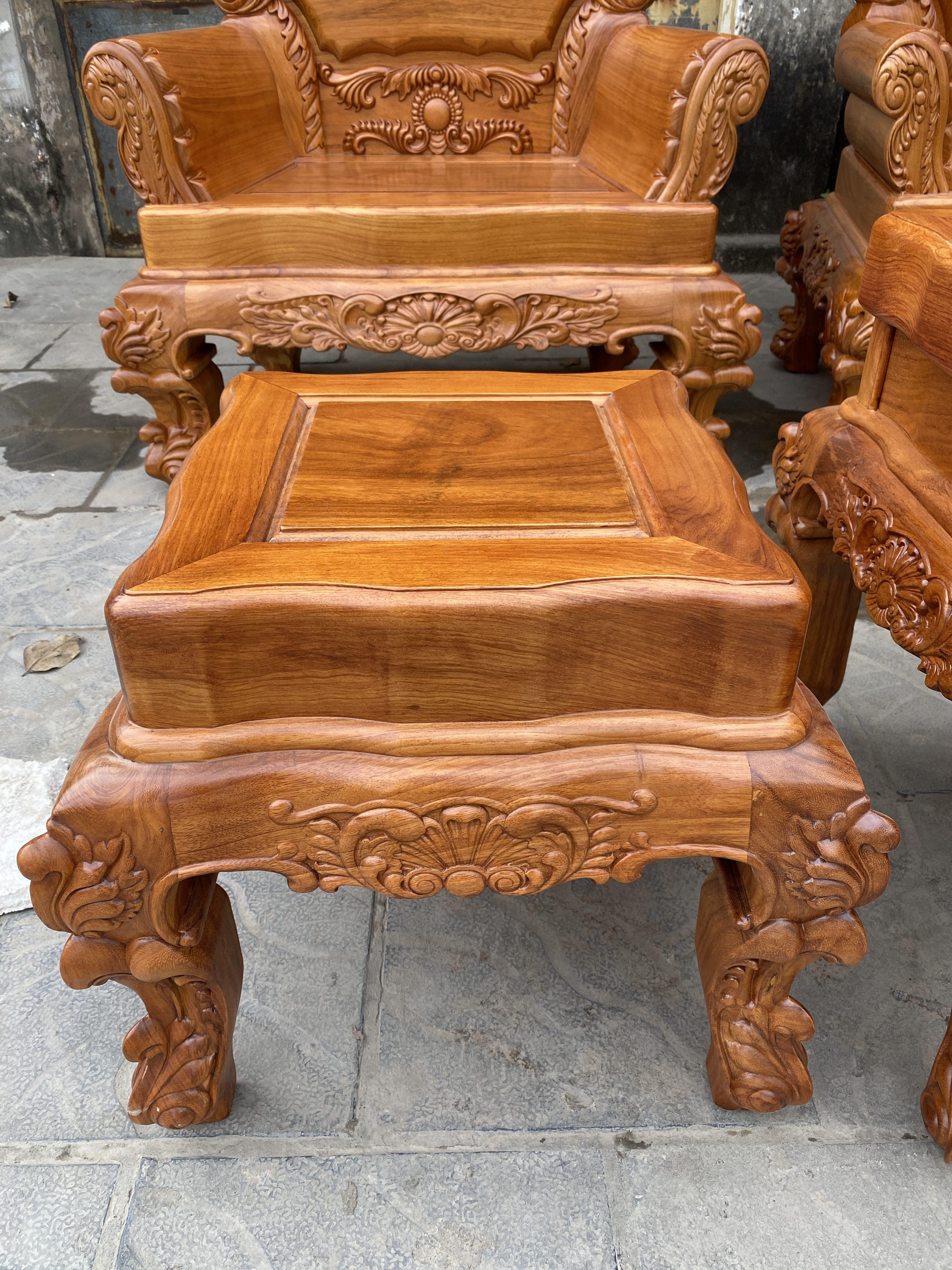 bàn ghế hoàng gia k10v2