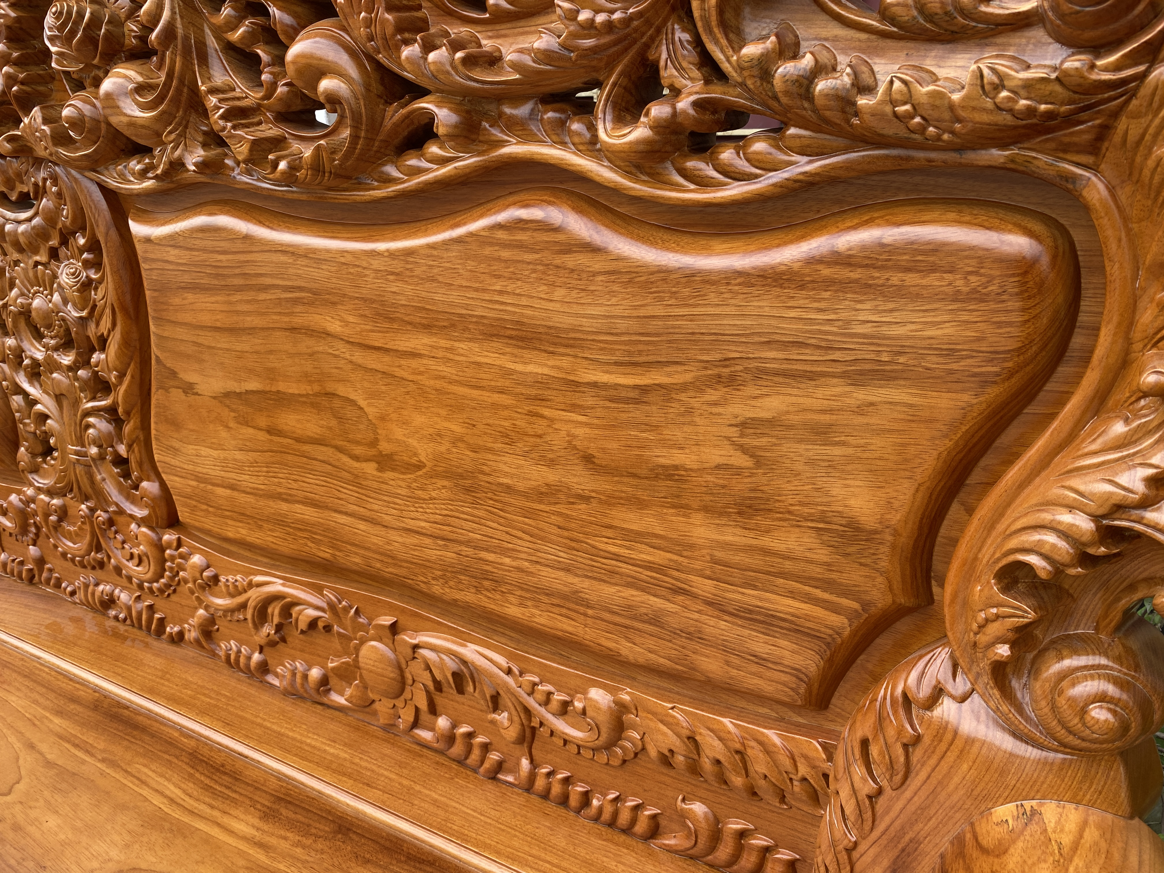 bàn ghế hoàng gia k10v2