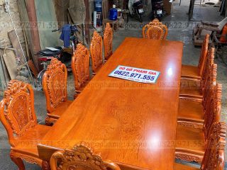 Bàn ăn nguyên khối gỗ gõ đỏ (anh Định Hải Phòng)