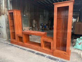 Kệ tivi nguyên khối gỗ hương đá kèm tủ loa (a Hà - Thanh Trì)