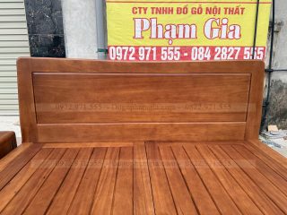 Giường hiện đại chân quỳ gỗ gõ ( GHD1 )
