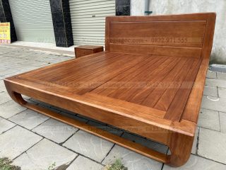 Giường hiện đại chân quỳ gỗ gõ ( GHD1 )